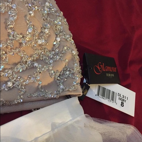 Two Piece Formal Dress - Picture 2 of 4